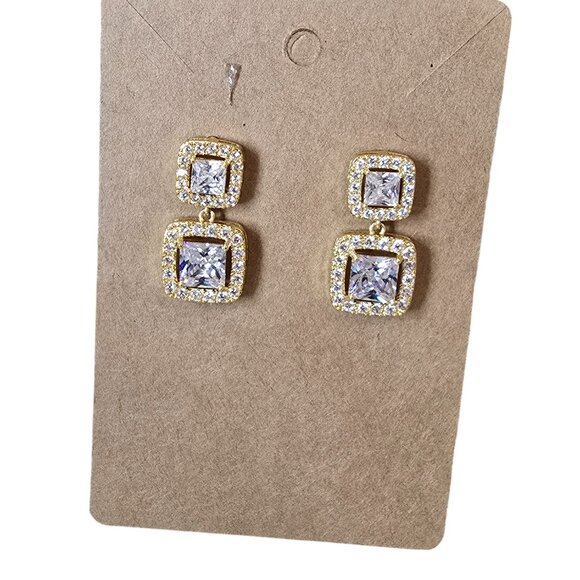 Women's Bridal, Special Events Cubic Zirconia Gold Plated Pierced Earrings NWOT - Picture 2 of 3